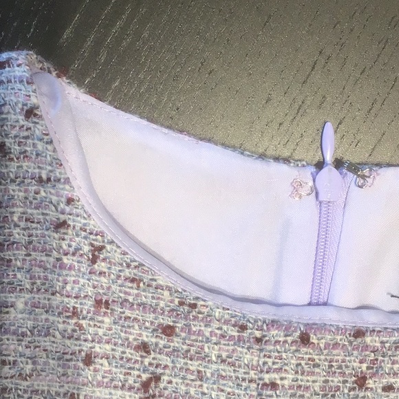 Sandra Angelozzi Femmes Carriere Tweed, short sleeve, lilac/blue color, size 10. - Picture 5 of 5